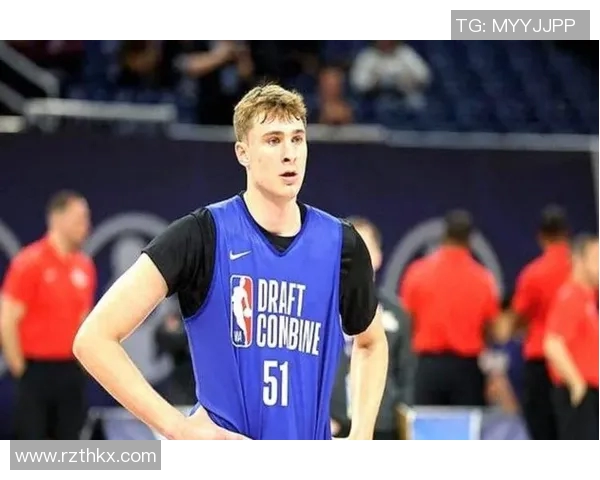 掘金与独行侠激战正酣球迷热议精彩瞬间与战术较量