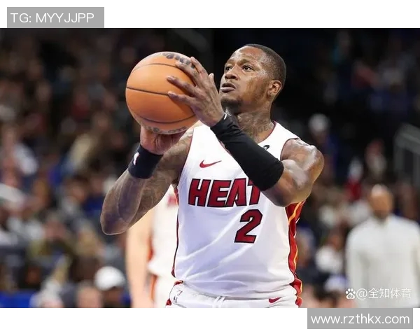 特里罗齐尔的篮球之路:从新秀到球队核心的蜕变与成长 特里罗齐尔的篮球之路:从新秀到球队核心的蜕变与成长