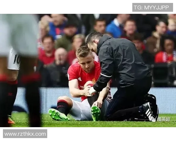 曼联对阵塞尔塔穆帅怒吼全场展现战术激情与球队斗志