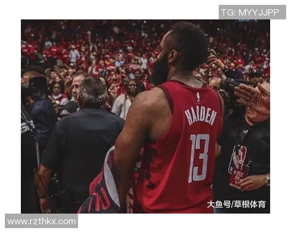 贵州队与恒大队的激烈射门对决引发球迷热议与期待 贵州队与恒大队的激烈射门对决引发球迷热议与期待