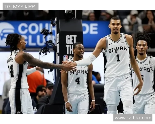 马刺与篮网总决赛巅峰对决谁将书写新的传奇篇章 马刺与篮网总决赛巅峰对决谁将书写新的传奇篇章