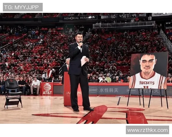 姚明领衔火箭对决老鹰精彩录像回顾与赛季亮点分析 姚明领衔火箭对决老鹰精彩录像回顾与赛季亮点分析