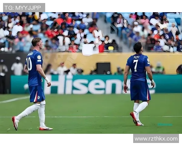 曼联与本菲卡欧冠对决精彩录像回顾与赛后分析