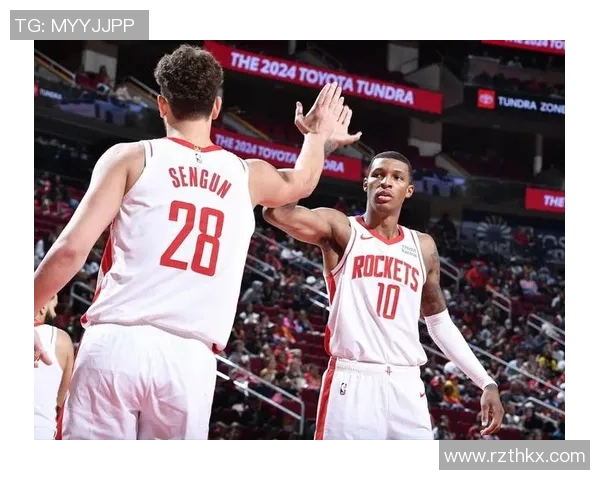 浓眉领衔湖人对决火箭精彩集锦回顾与分析