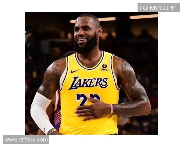 詹姆斯创历史新纪录首位达成四万分一万板一万助成就